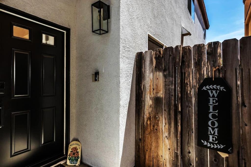 The White Beach House Of Huntington Huntington Beach Exterior photo